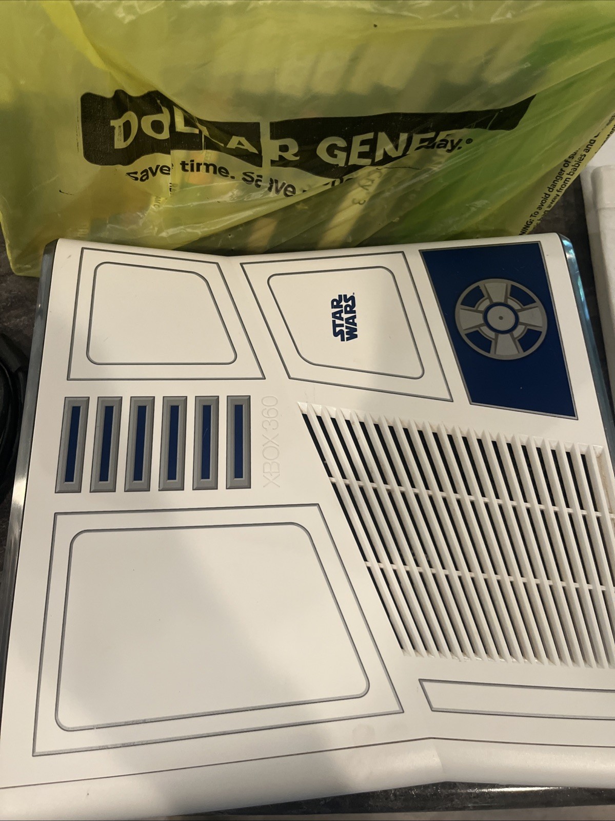 Xbox 360 Star Wars Edition R2D2 Comes With 20 Games