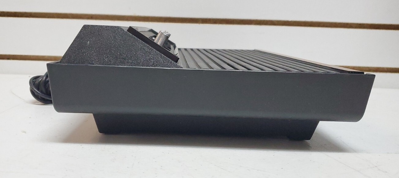 Atari 2600 Console w/Hookups, OEM Controllers & 7 Games – Lot #3 *Read*