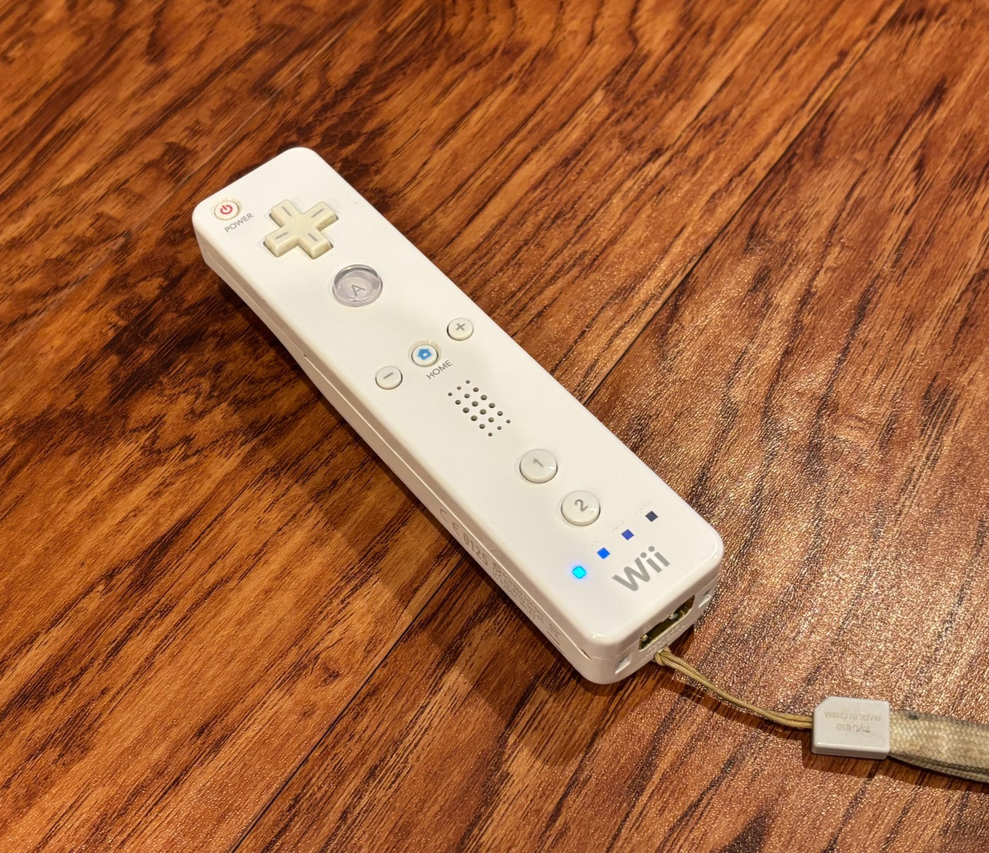 ​Nintendo Wii Console White Bundle w/ Wii Sports, Remote, Nunchuck, Box *Tested*